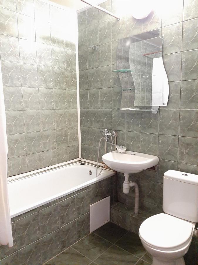 1 комнатная на Позняках Apartment Киев Екстериор снимка